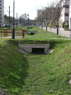 Regenwasser-Versickerungsgraben Süd