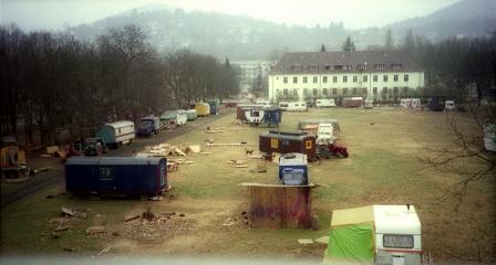 Wohnwagen Sportplatz Mitte